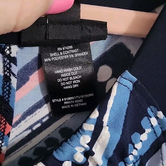 En Focus Women 16W Sleeveless Chevron Print Dress Handkerchief Hem‎ - Picture 3 of 6